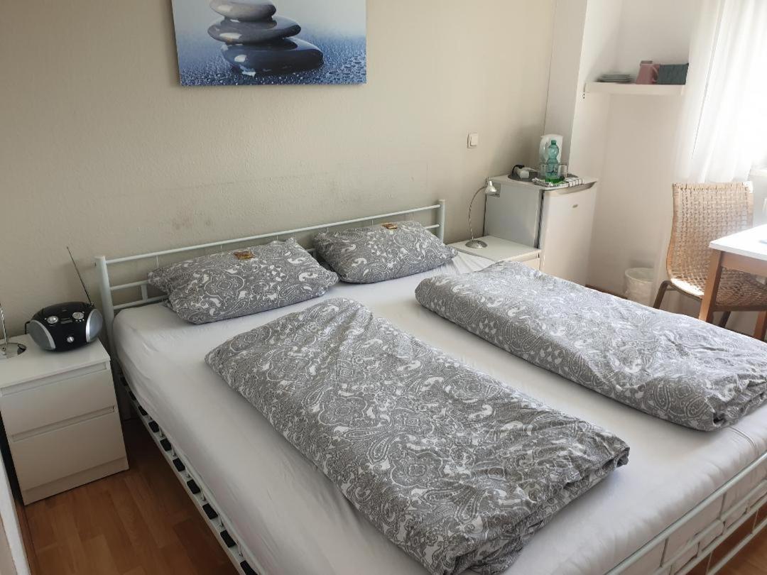 Rooming24, Kleine Pension Lübeck Eksteriør bilde
