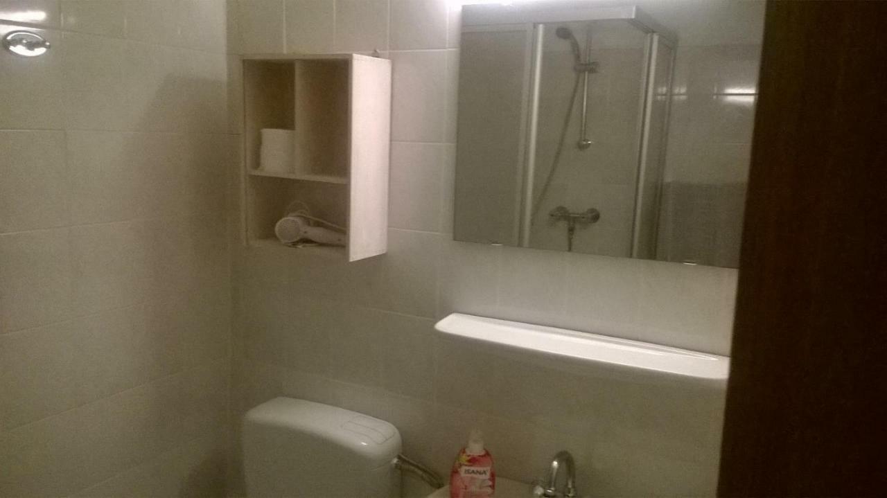 Rooming24, Kleine Pension Lübeck Eksteriør bilde