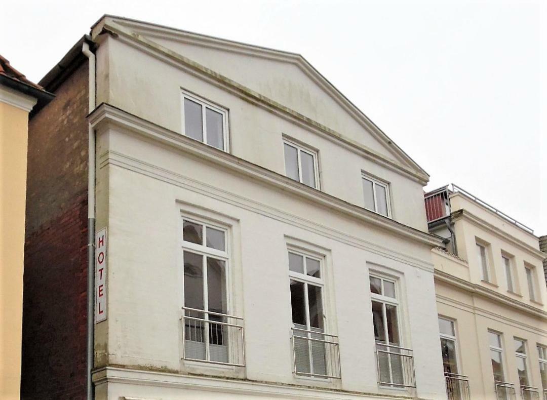 Rooming24, Kleine Pension Lübeck Eksteriør bilde